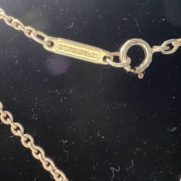 Tiffany & Co. Atlas cube necklace!!! - Picture 7 of 8